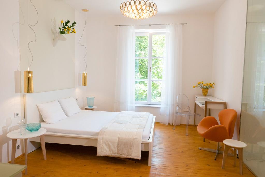 Design Apartments In Park 브르노 외부 사진